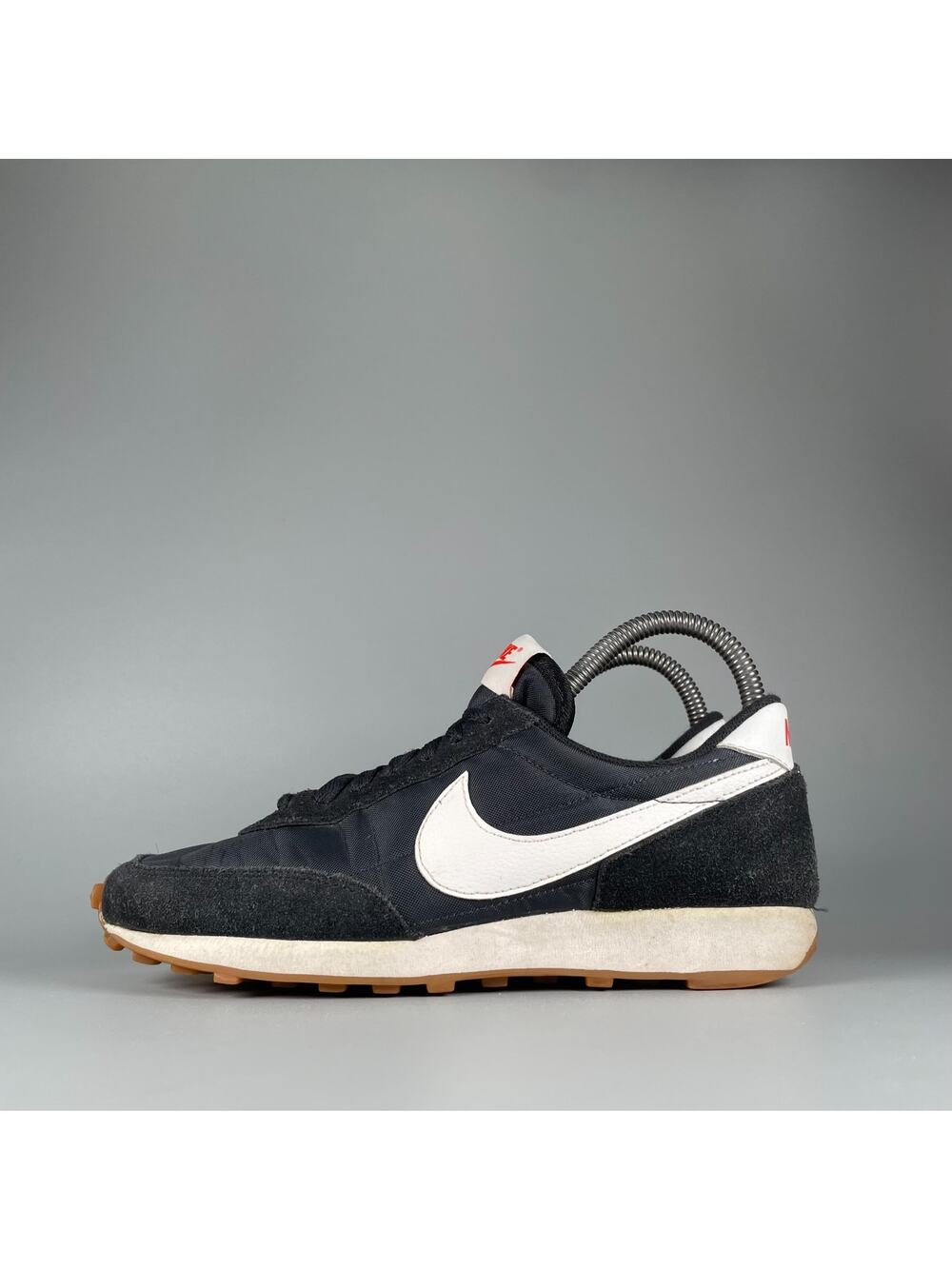 Nike Daybreak Women's Size 6.5 Black Lace Up Sneakers Walking Shoes Casual GUC